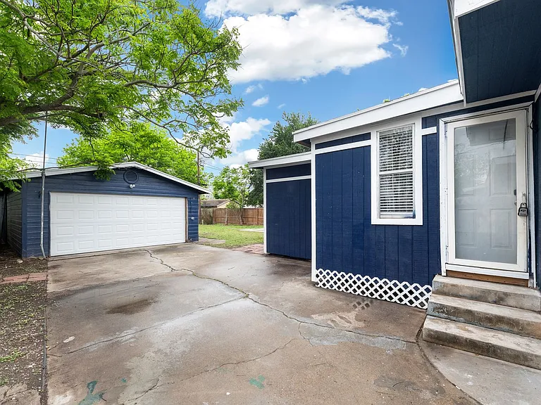 1230 Ray Dr #1-ID1532256P — Photo 23