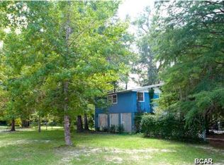 2716 Traverse Dr, Vernon, FL 32462