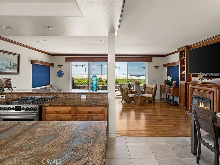 6915 E Seaside Walk — Photo 13