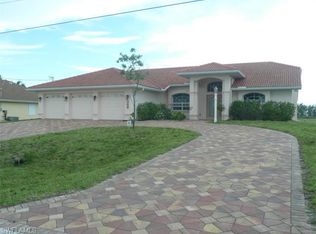 304 NW 37th Pl, Cape Coral, FL 33993