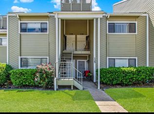 126 April Point Dr S, Montgomery, TX 77356