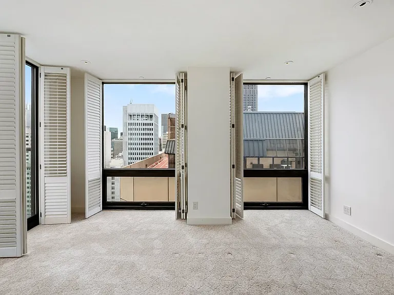 611 Washington St #2305 — Photo 22