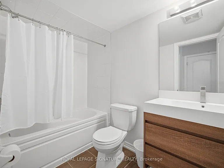 91 Roulette Cres #3 — Photo 20