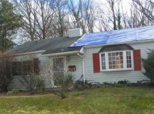 109 Winthrop Rd, Edison, NJ 08817