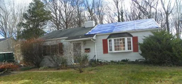 109 Winthrop Rd photo 1