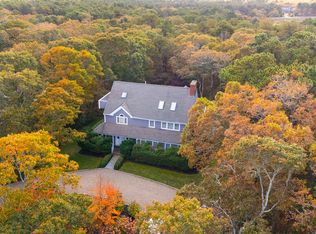 7 S Meadow Ln, Oak Bluffs, MA 02557