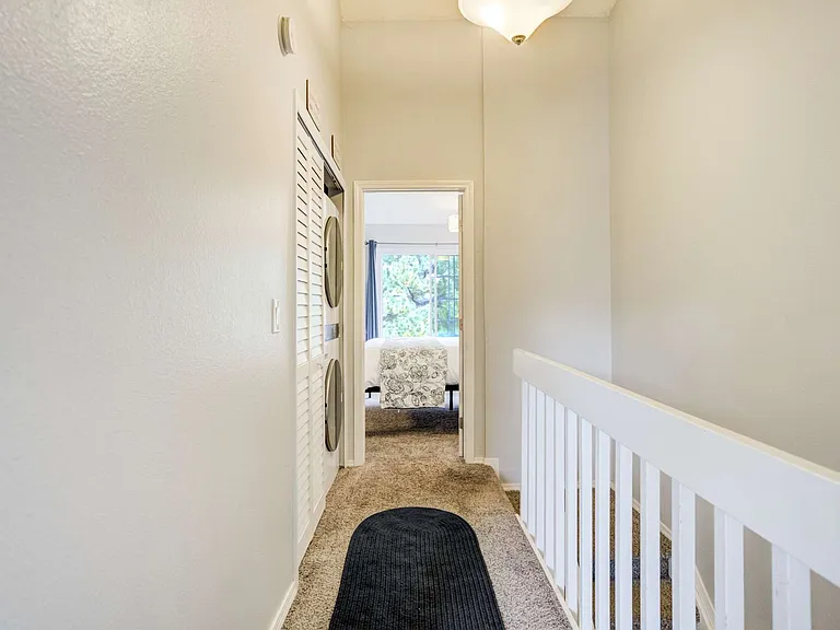 2544 Blazek Loop — Photo 2