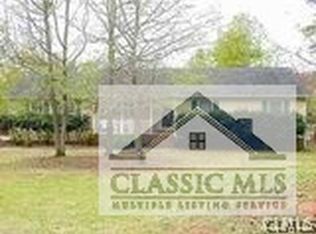 173 Hunters Xing, Athens, GA 30606