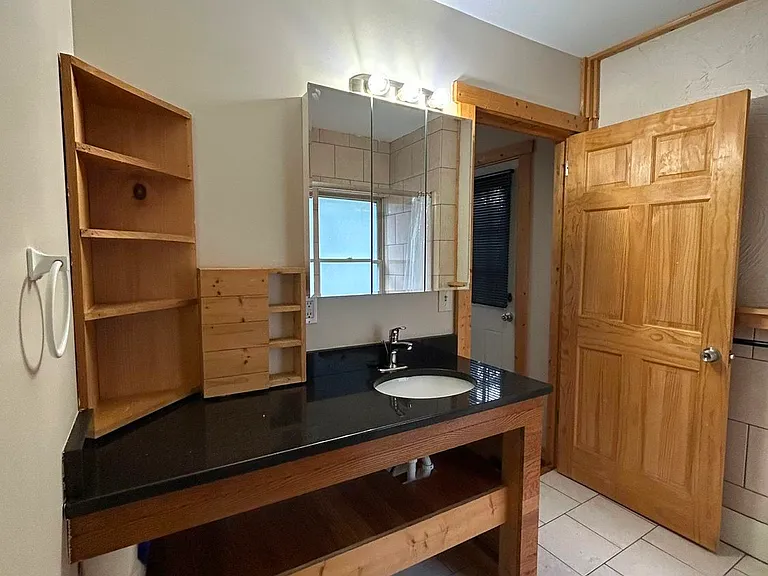 2809 Monroe Ave — Photo 18