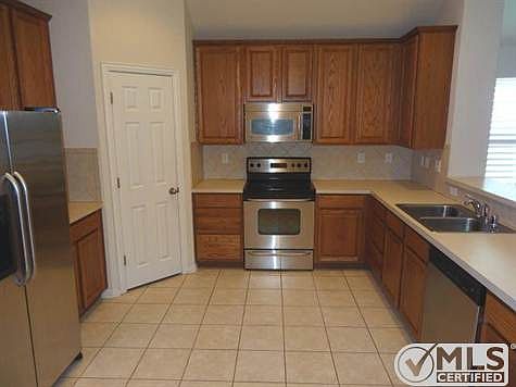 4th image of 4901 Carrotwood Dr