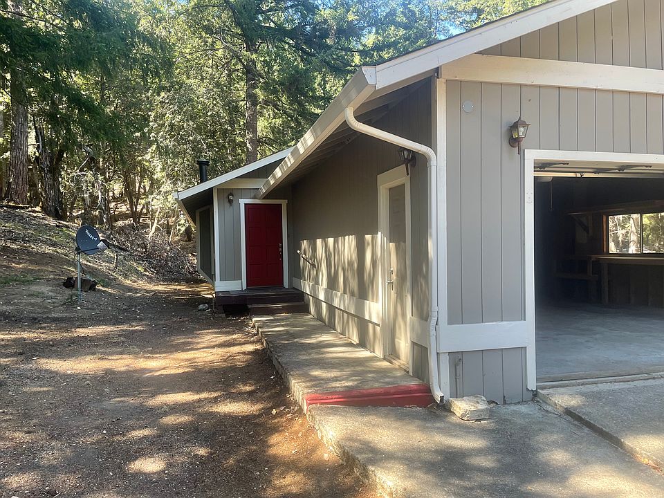 1st image of 25580 Daisy Ln