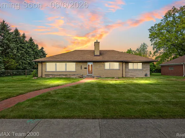 111 Brentwood Dr, Dearborn, MI 48124