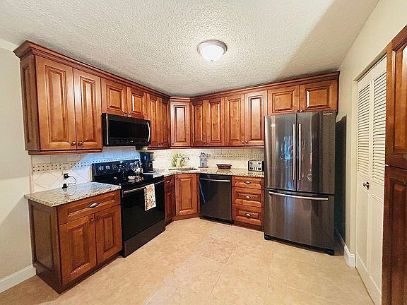 3rd image of 301 Knotty Pine Circle #B-1