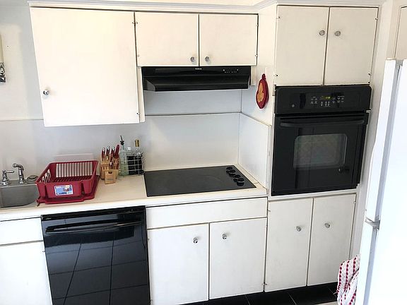 4th image of 6015 E University Blvd #228