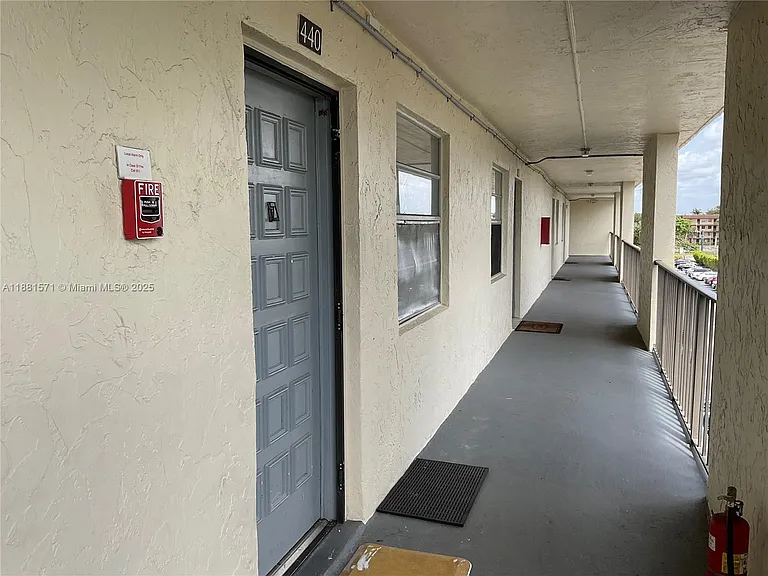 3001 NW 48th Ave #440 — Photo 37