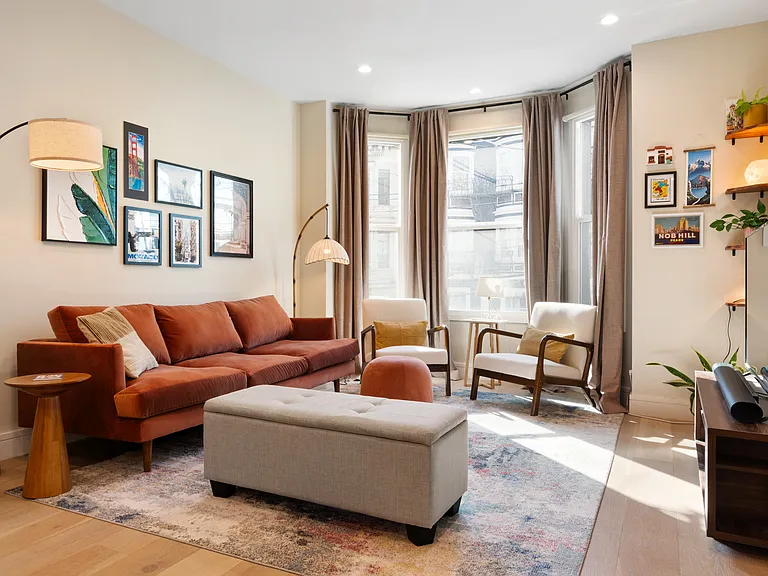 1492 Larkin St #3 — Photo 3