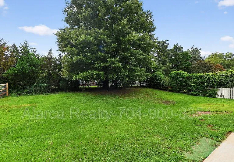9205 Mitchell Glen Dr — Photo 18