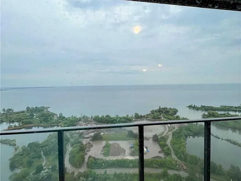 20 Shore Breeze Dr #3309 — Photo 9