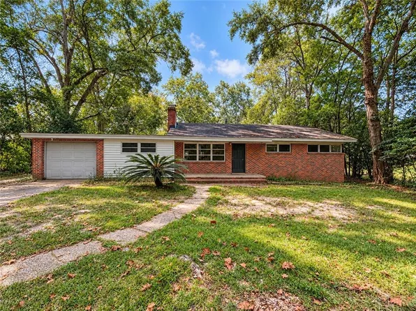 5021 Cole Dr W, Mobile, AL 36619