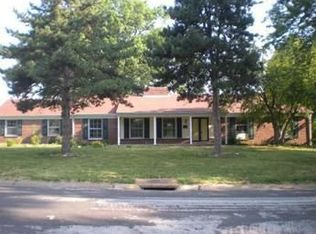 2343 Deer Run Rd, Saint Louis, MO 63136