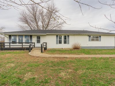 913 Fletcher Ln, Lebanon, MO, 65536