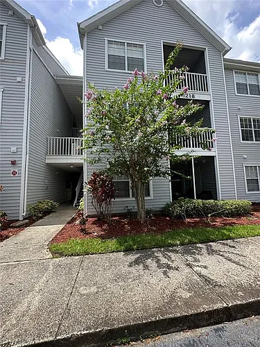 1218 Bermuda Lakes Ln #203 Photo 1