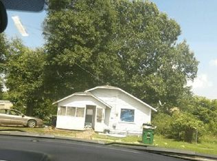 1002 E 17th Ave, Pine Bluff, AR 71601