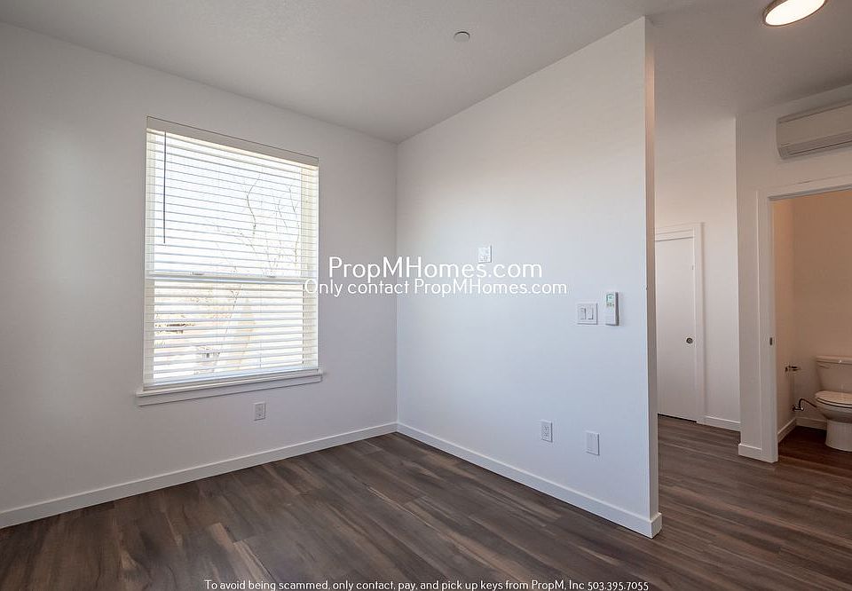 1st image of 3789 N Vancouver Ave #0