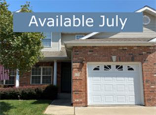 634 Titan Dr, O'Fallon, IL 62269