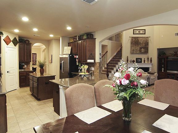 Kitchen & Breakfast Area - Over-Sized! Beautiful ceramic tile! Lots of sun-light!