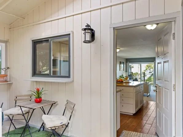 250 Forest Ridge Rd Unit 2, Monterey, CA 93940