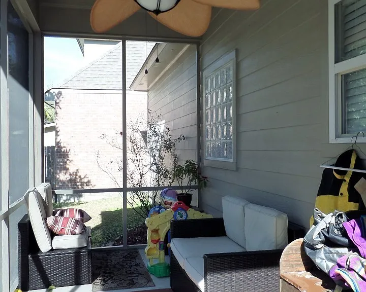 10854 Woodland Oaks Dr — Photo 12