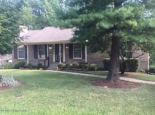 8904 Collingwood Rd, Jeffersontown, KY 40299