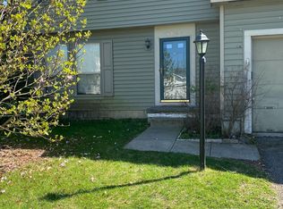 3961 Deer Knoll Dr, Columbus, OH 43230