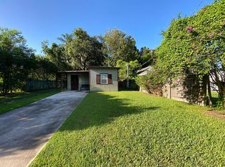 205 Henderson Ave, Seffner, FL 33584