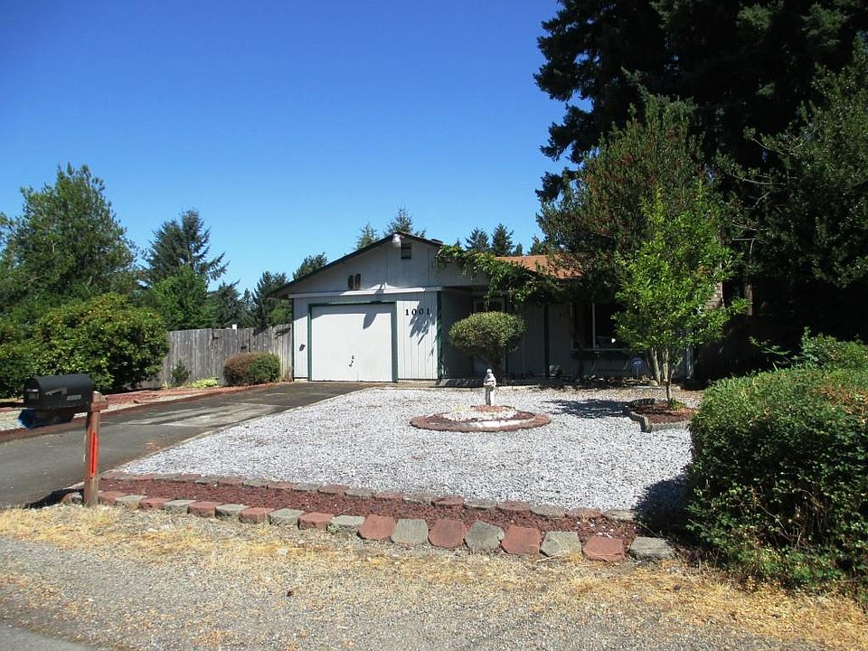 1st image of 1001 196th St E