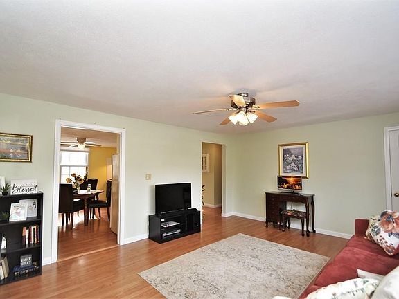 2nd image of 14 Myles Standish Dr Unit 2