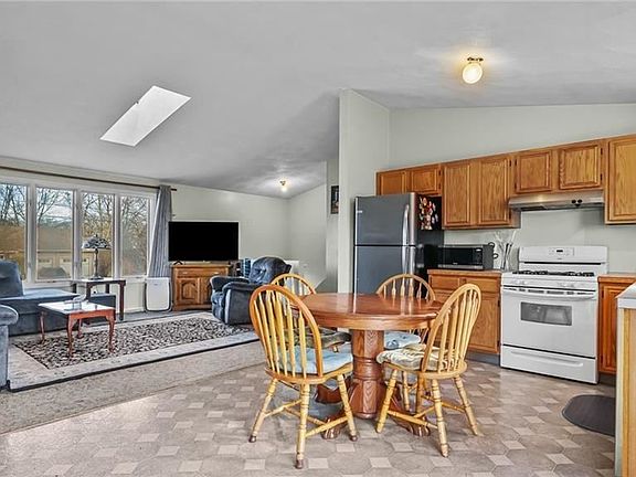 4th image of 103 Vista Cir