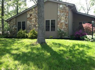 1802 Sherwood Dr, Defiance, OH