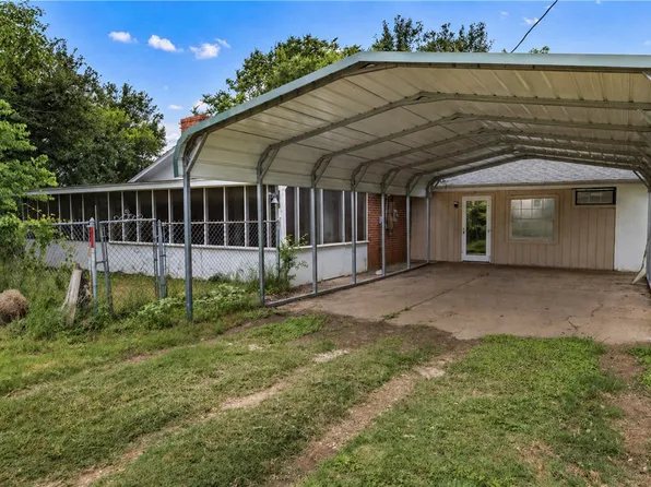 6088 Hare (pvt) Ln, Bryan, TX 77808