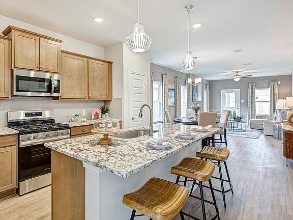 5th image of 321 Idell Ct Lot 4