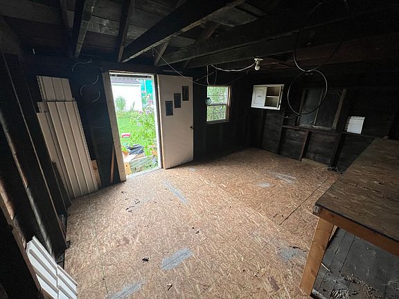 4th image of 103 Tomlinson Ave