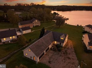 400 Lake Meade Dr, East Berlin, PA 17316