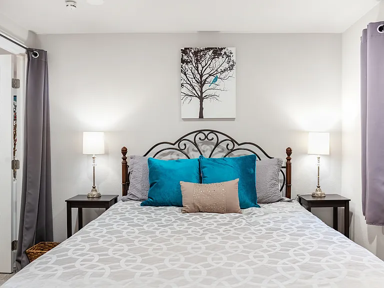 568 Longfellow Ln #FURNISHED — Photo 17
