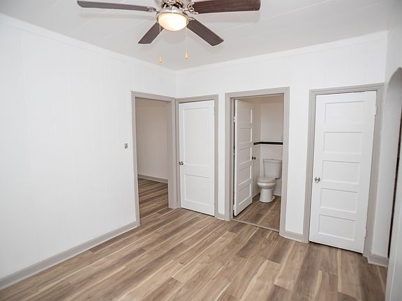 5th image of 606 Washington St APT 2