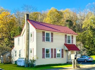 19 Summit Rd, Newport, NY 13416