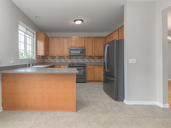 4th image of 1552 Station Park Dr