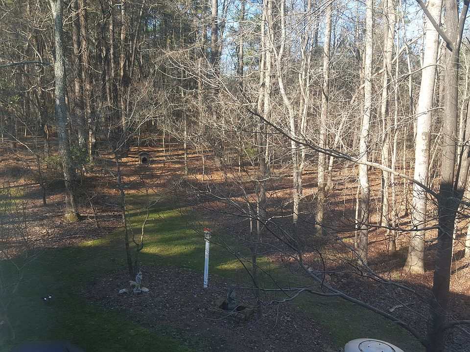 2nd image of 2636 Jasper Ln