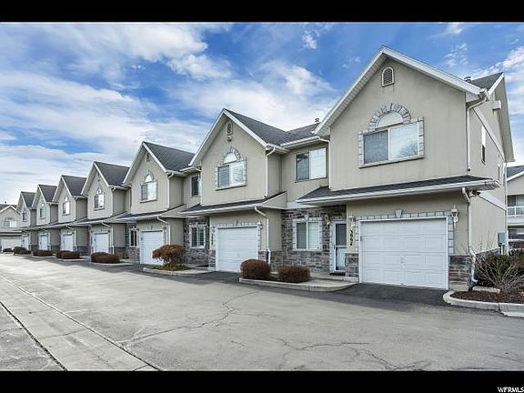 3rd image of 3998 S Chase Brook Ln