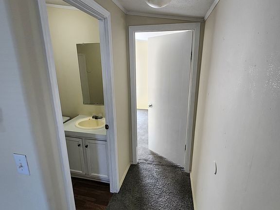 4th image of 2900 N Union St #12